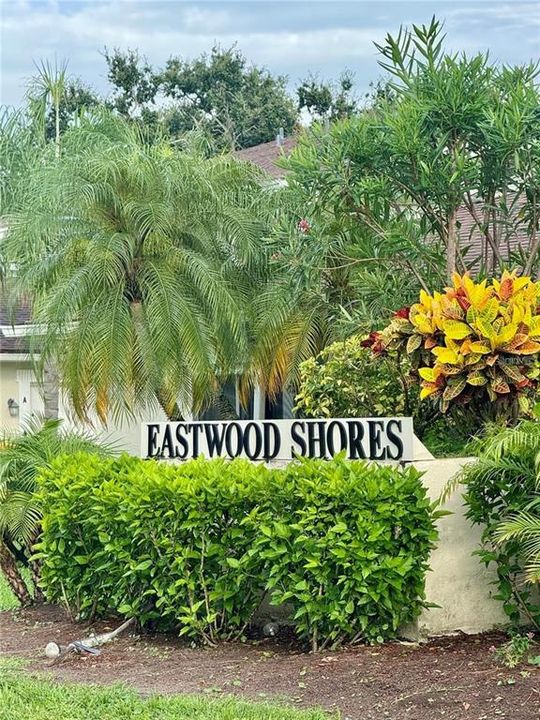 待售: $165,000 (2 贝兹, 1 浴室, 853 平方英尺)