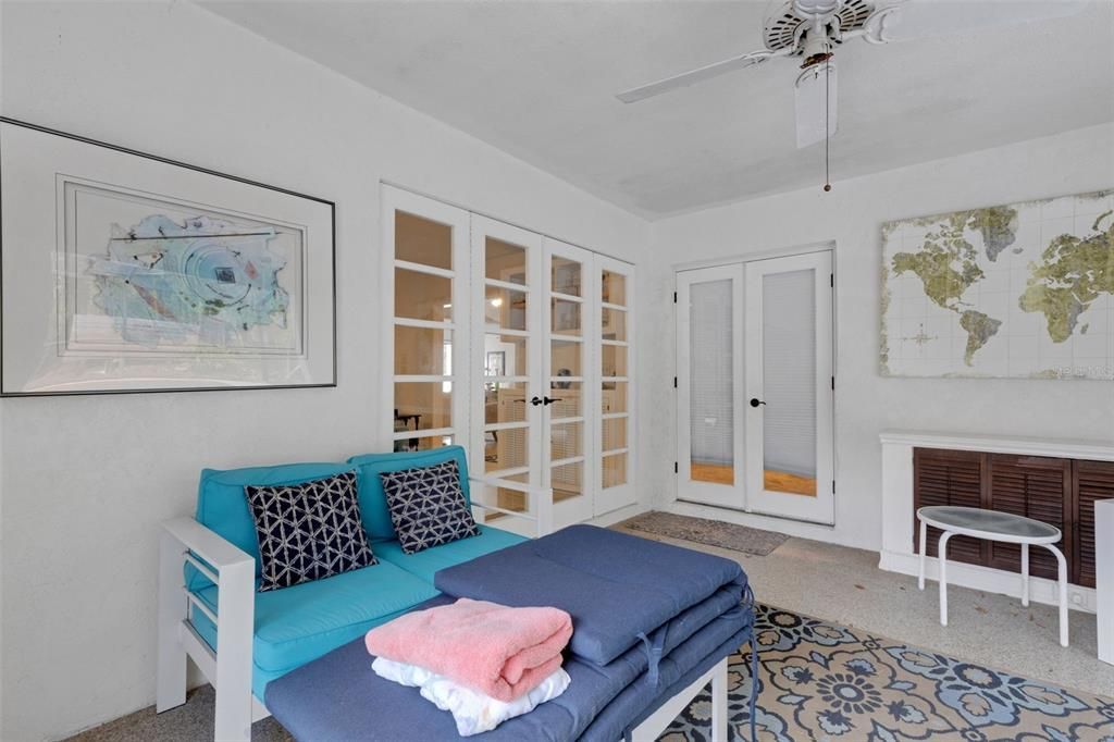 Activo con contrato: $589,900 (2 camas, 2 baños, 1719 Pies cuadrados)