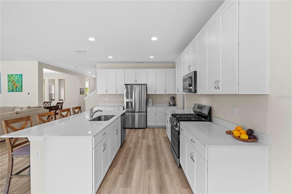 For Sale: $615,000 (5 beds, 3 baths, 3442 Square Feet)