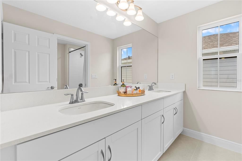 For Sale: $615,000 (5 beds, 3 baths, 3442 Square Feet)