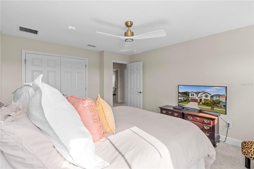 For Sale: $615,000 (5 beds, 3 baths, 3442 Square Feet)