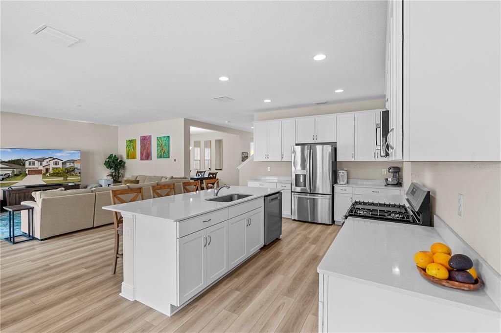 For Sale: $615,000 (5 beds, 3 baths, 3442 Square Feet)