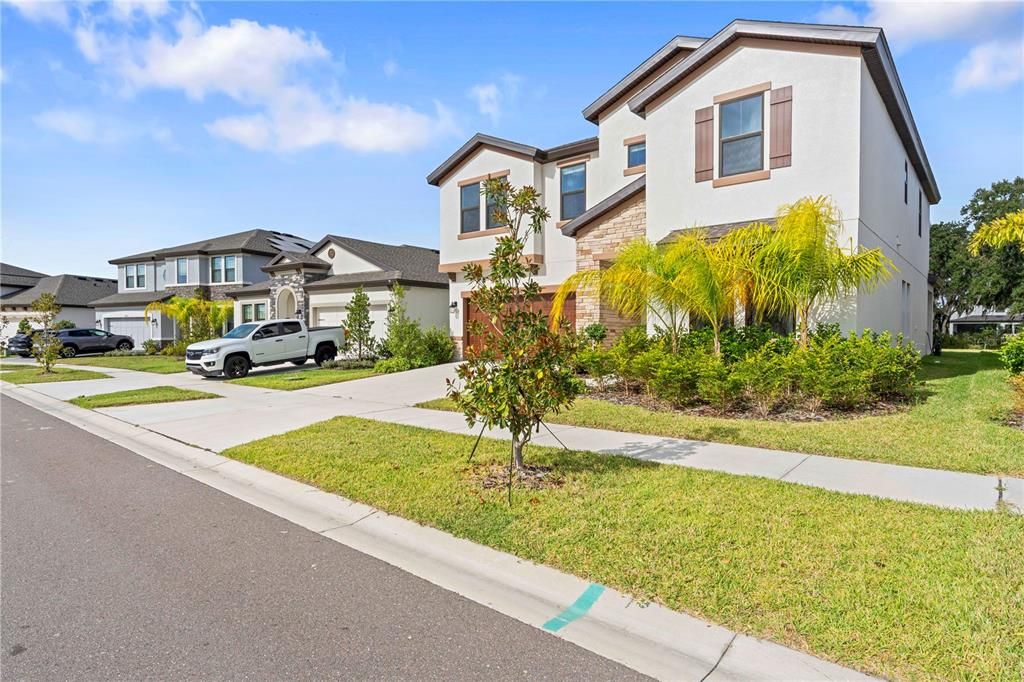 For Sale: $615,000 (5 beds, 3 baths, 3442 Square Feet)