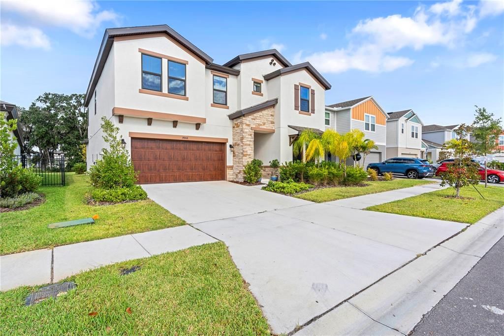 For Sale: $615,000 (5 beds, 3 baths, 3442 Square Feet)