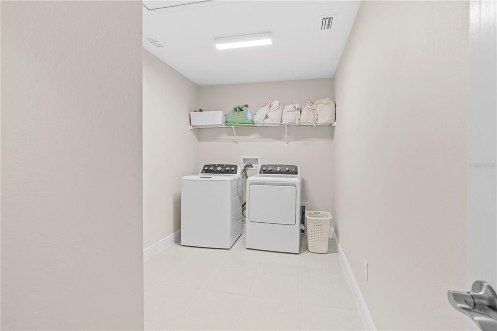 For Sale: $615,000 (5 beds, 3 baths, 3442 Square Feet)