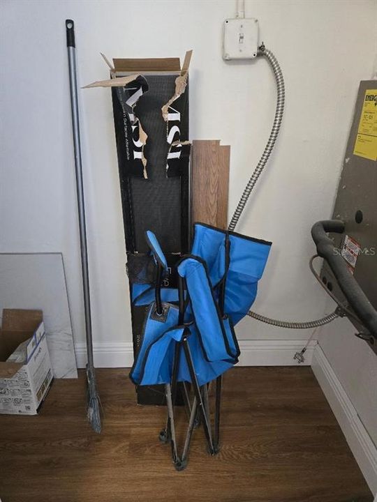 Active With Contract: $1,800 (1 beds, 1 baths, 1060 Square Feet)