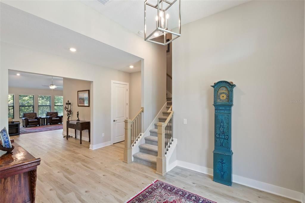 待售: $950,000 (4 贝兹, 4 浴室, 4022 平方英尺)