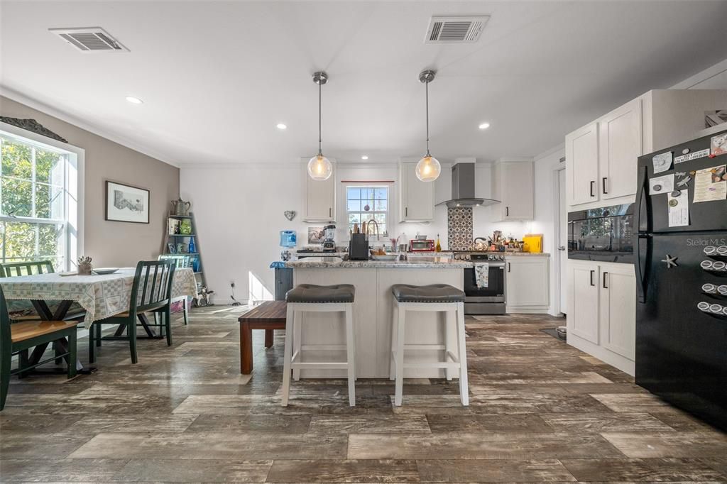 En Venta: $344,900 (3 camas, 2 baños, 1304 Pies cuadrados)