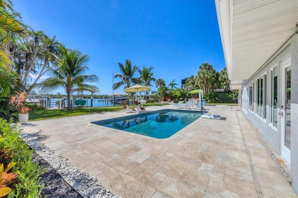 For Sale: $3,250,000 (5 beds, 3 baths, 3919 Square Feet)