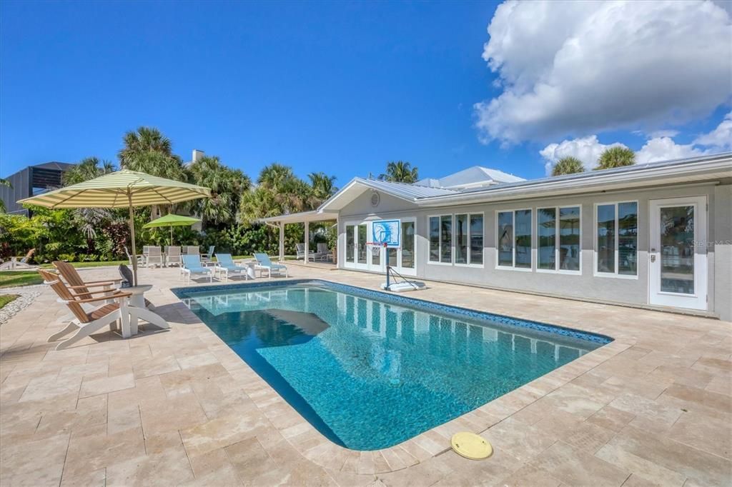 For Sale: $3,250,000 (5 beds, 3 baths, 3919 Square Feet)