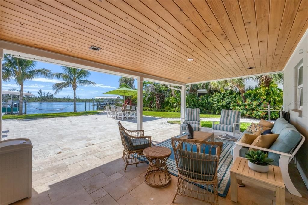 For Sale: $3,250,000 (5 beds, 3 baths, 3919 Square Feet)