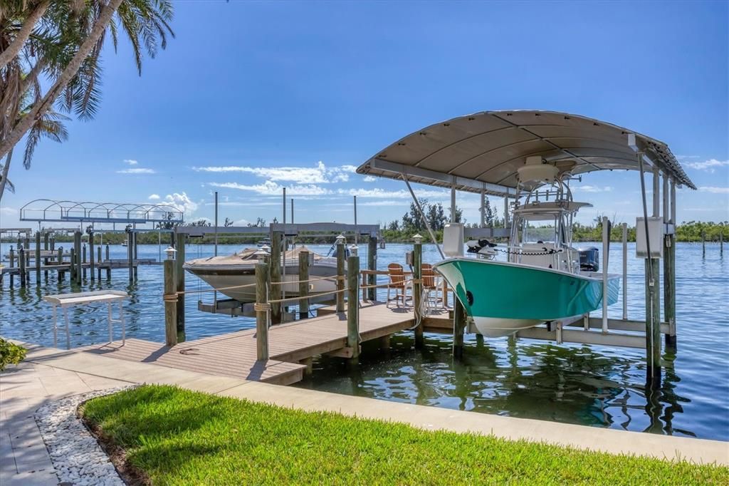 For Sale: $3,250,000 (5 beds, 3 baths, 3919 Square Feet)