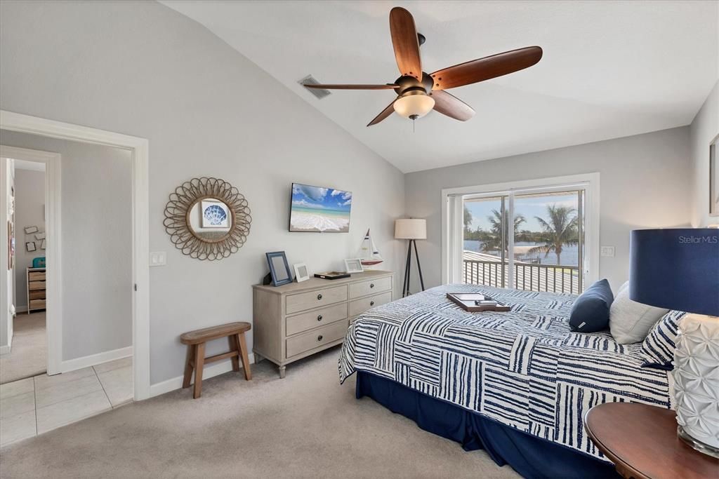 For Sale: $3,250,000 (5 beds, 3 baths, 3919 Square Feet)