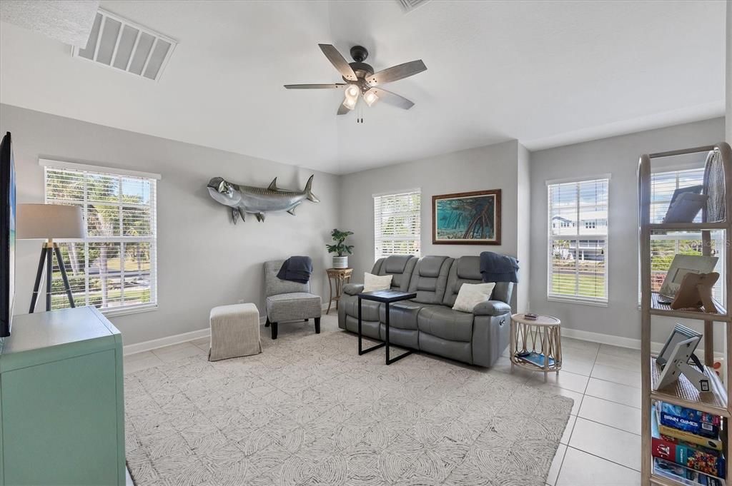 For Sale: $3,250,000 (5 beds, 3 baths, 3919 Square Feet)