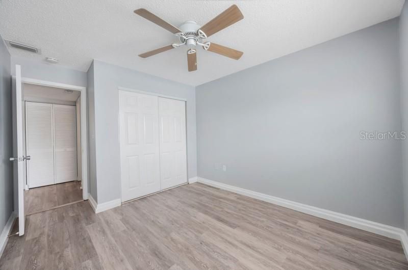 出租: $1,895 (2 贝兹, 1 浴室, 14910 平方英尺)