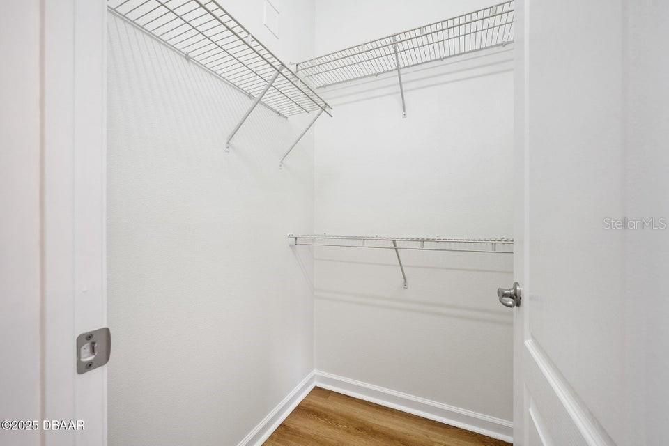 待售: $299,900 (2 贝兹, 2 浴室, 1632 平方英尺)