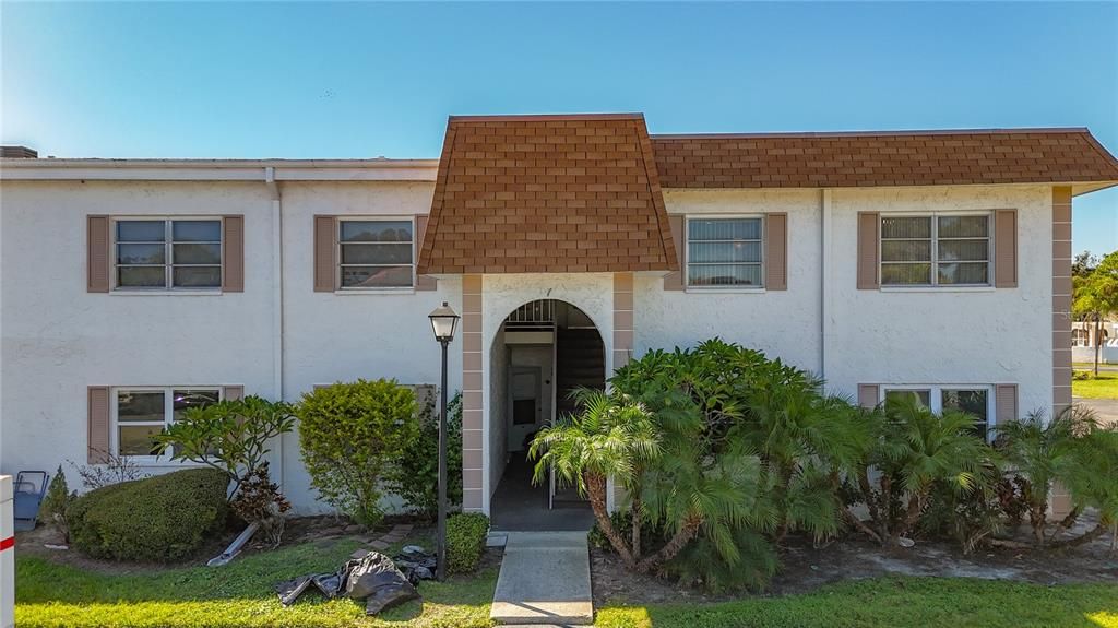 Activo con contrato: $115,000 (2 camas, 1 baños, 1087 Pies cuadrados)
