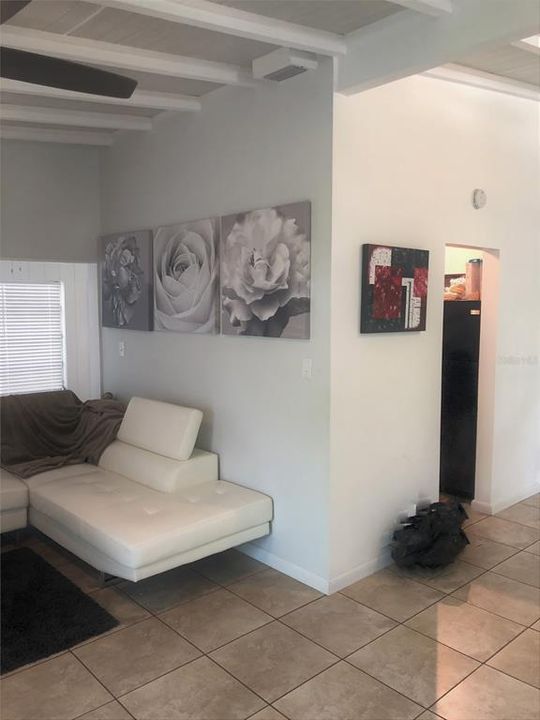 В аренду: $2,300 (3 спален, 2 ванн, 1341 Квадратных фут)