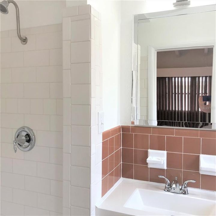 В аренду: $2,300 (3 спален, 2 ванн, 1341 Квадратных фут)