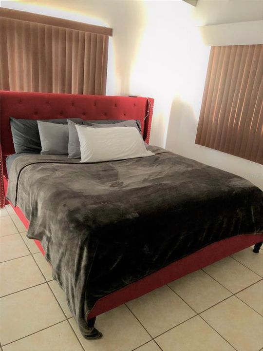 В аренду: $2,300 (3 спален, 2 ванн, 1341 Квадратных фут)