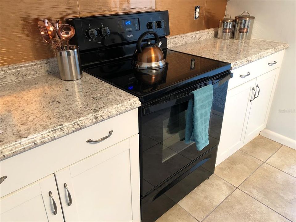 В аренду: $2,300 (3 спален, 2 ванн, 1341 Квадратных фут)