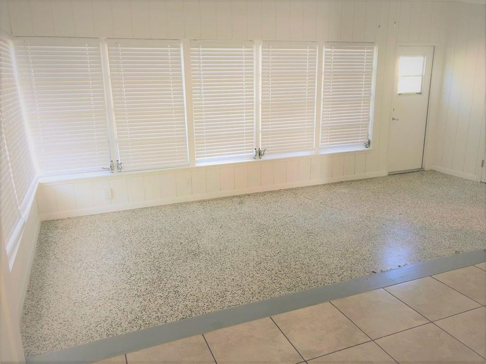 В аренду: $2,300 (3 спален, 2 ванн, 1341 Квадратных фут)