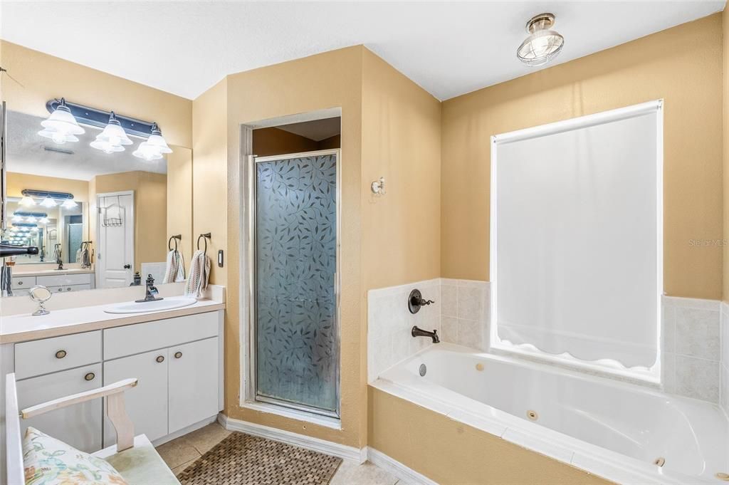 На продажу: $340,000 (3 спален, 2 ванн, 1660 Квадратных фут)