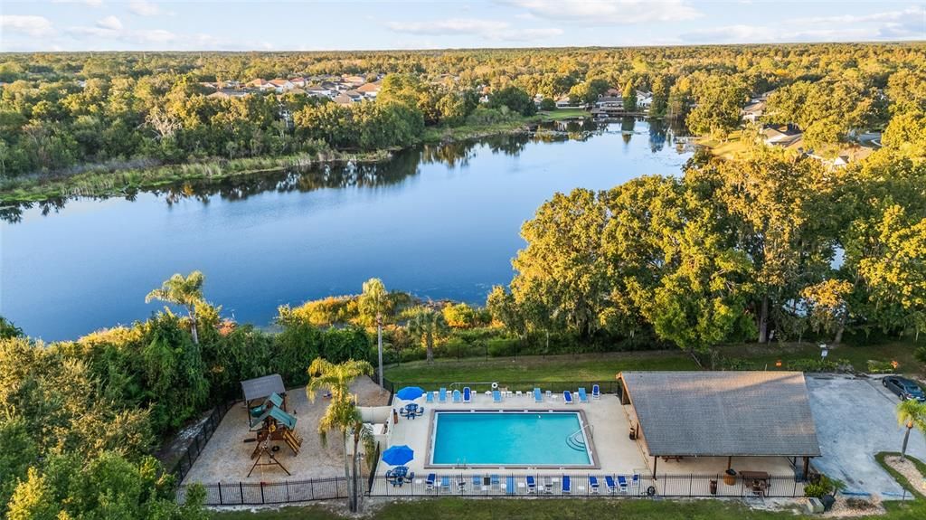 На продажу: $340,000 (3 спален, 2 ванн, 1660 Квадратных фут)