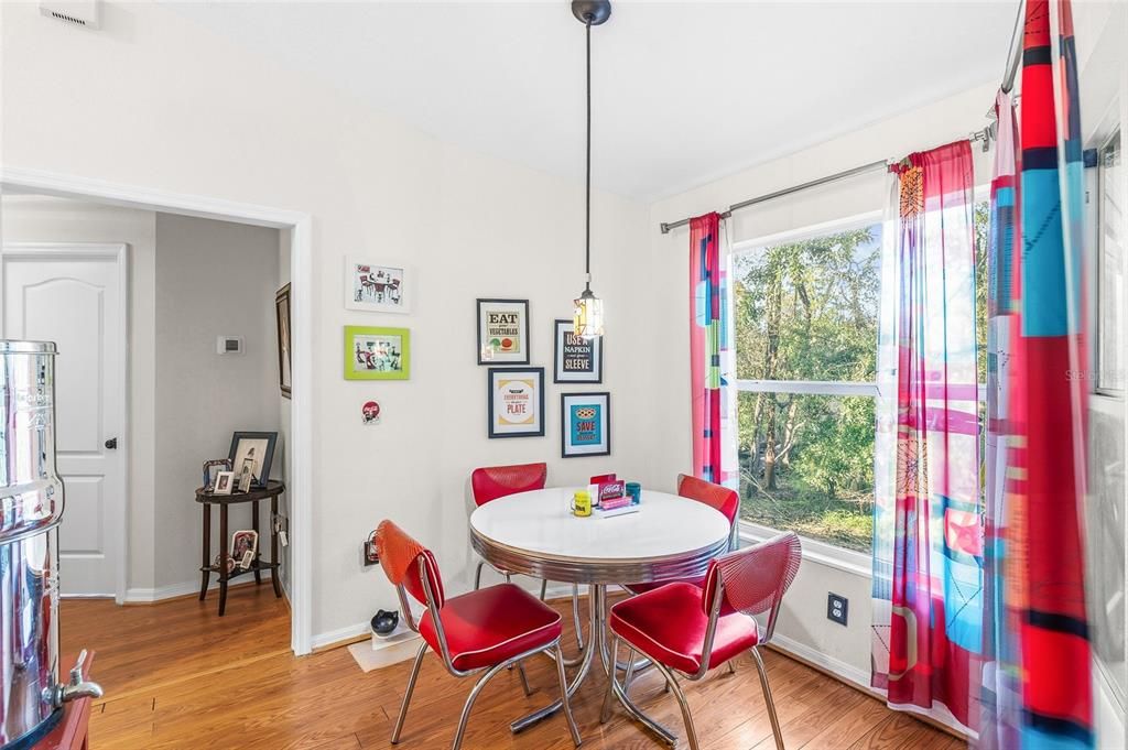 На продажу: $340,000 (3 спален, 2 ванн, 1660 Квадратных фут)