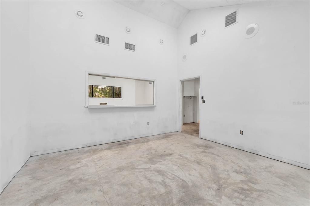 Active With Contract: $715,000 (0 beds, 0 baths, 2256 Square Feet)