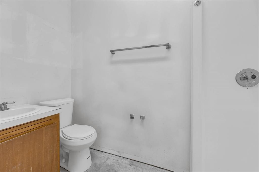 Active With Contract: $715,000 (0 beds, 0 baths, 2256 Square Feet)