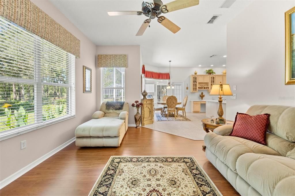 На продажу: $479,900 (3 спален, 2 ванн, 2503 Квадратных фут)