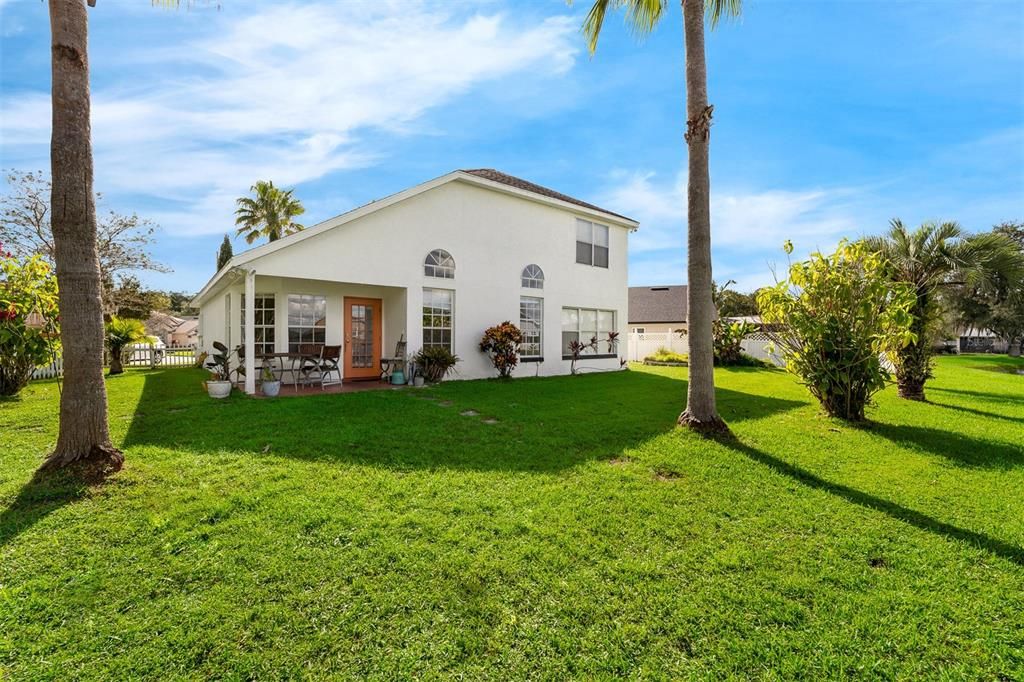 For Sale: $429,000 (3 beds, 2 baths, 1965 Square Feet)