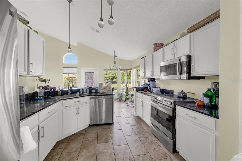 For Sale: $429,000 (3 beds, 2 baths, 1965 Square Feet)