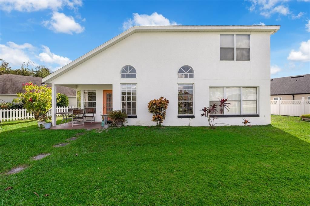 For Sale: $429,000 (3 beds, 2 baths, 1965 Square Feet)