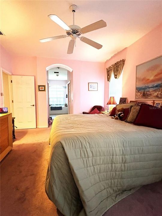 For Sale: $430,000 (3 beds, 2 baths, 2047 Square Feet)