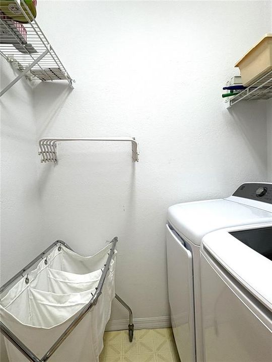 For Sale: $430,000 (3 beds, 2 baths, 2047 Square Feet)