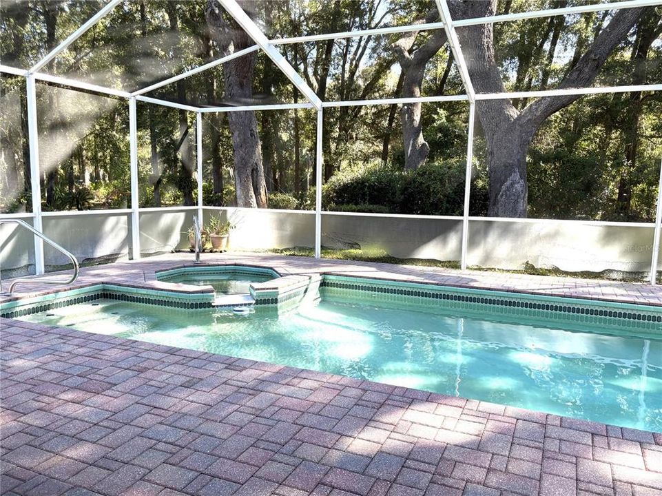 For Sale: $430,000 (3 beds, 2 baths, 2047 Square Feet)