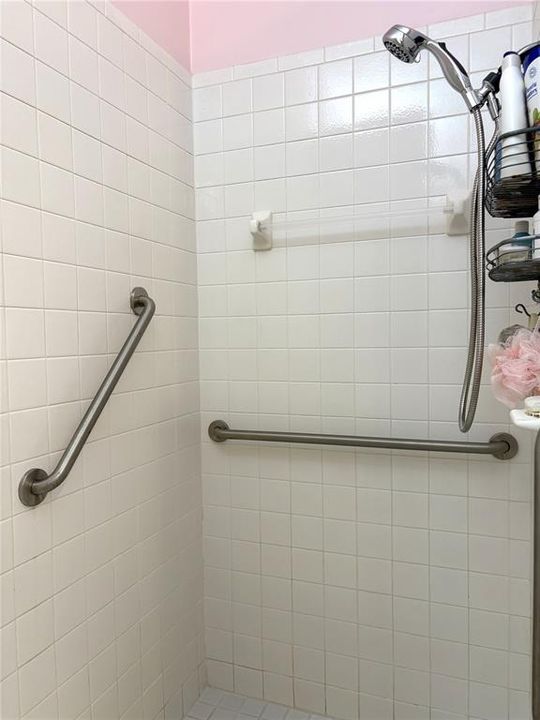 For Sale: $430,000 (3 beds, 2 baths, 2047 Square Feet)