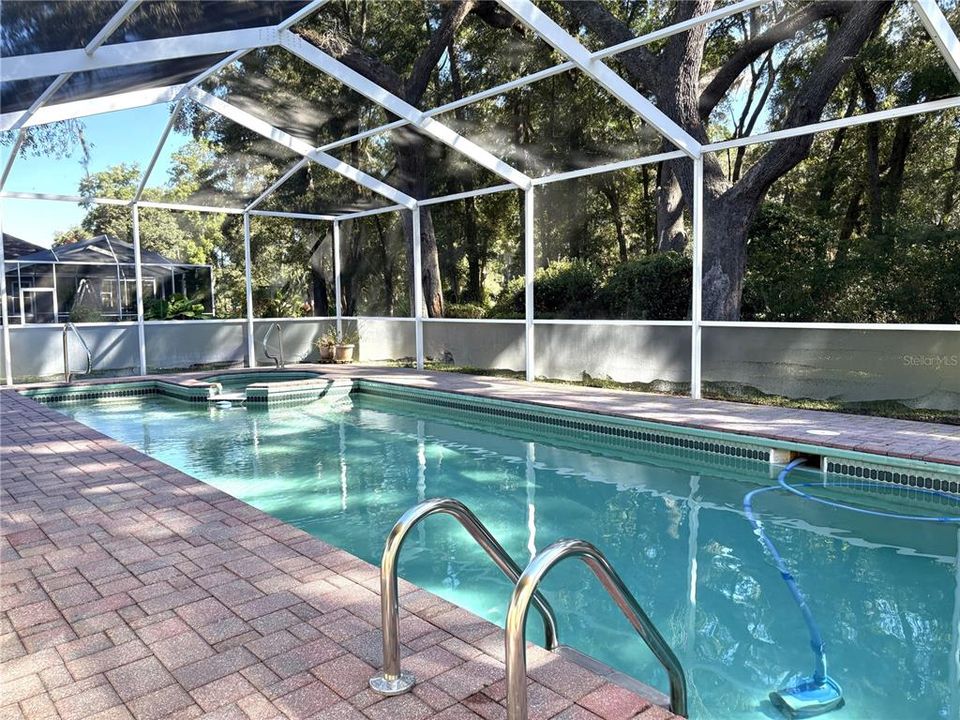 For Sale: $430,000 (3 beds, 2 baths, 2047 Square Feet)