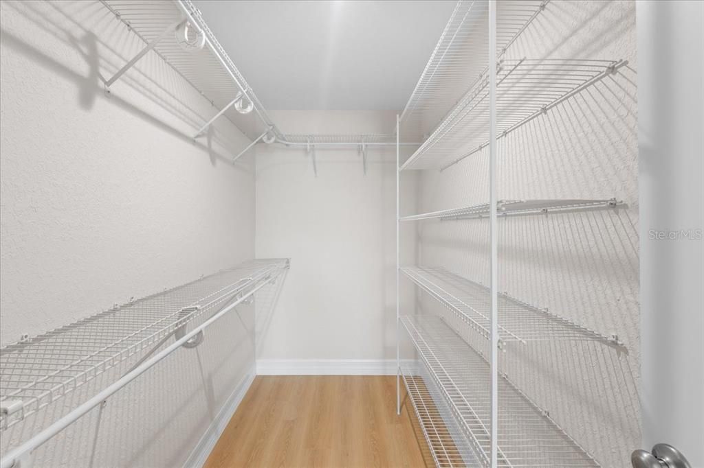 На продажу: $284,900 (3 спален, 3 ванн, 1491 Квадратных фут)