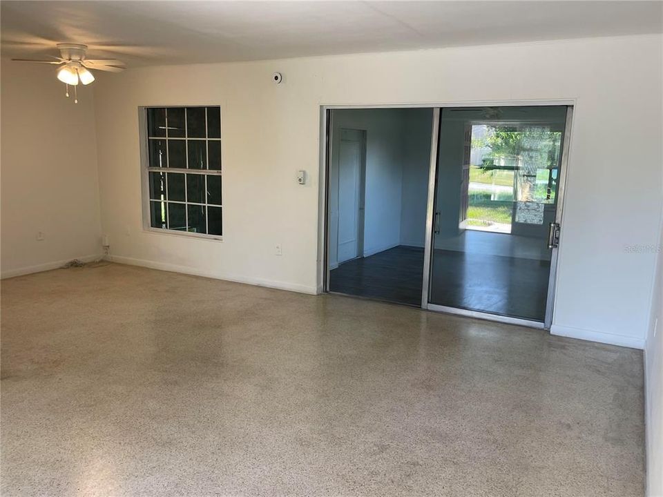 En Renta: $1,995 (3 camas, 1 baños, 1078 Pies cuadrados)