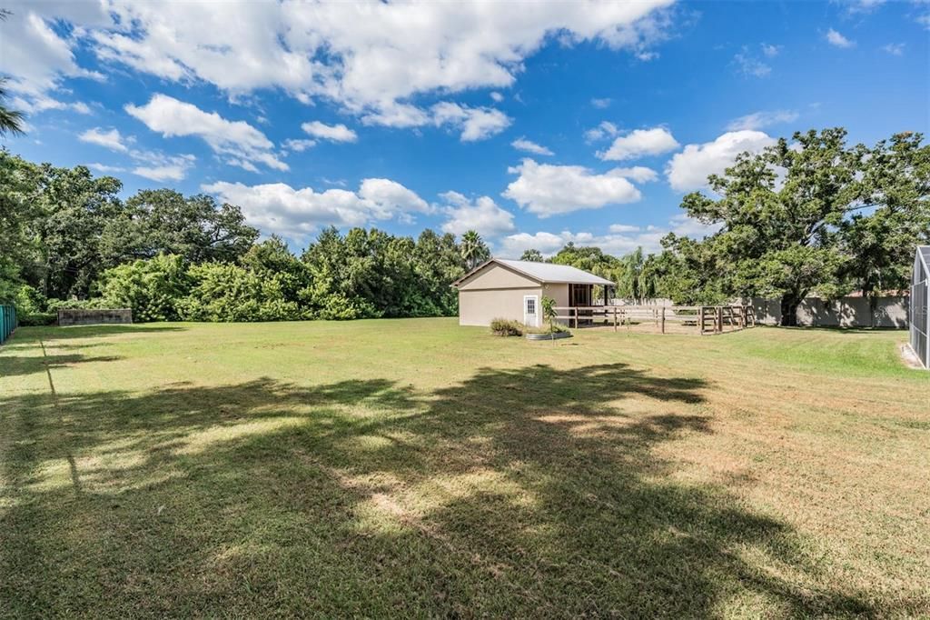 Под контрактом: $750,000 (3 спален, 2 ванн, 2110 Квадратных фут)