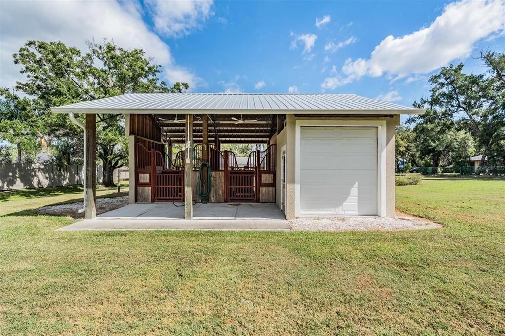 Под контрактом: $750,000 (3 спален, 2 ванн, 2110 Квадратных фут)