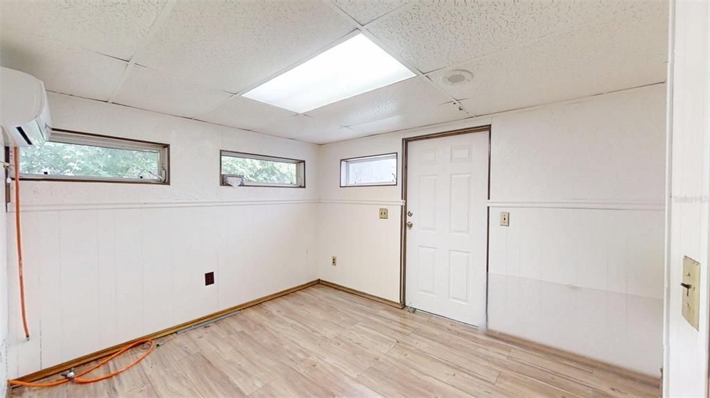 For Sale: $700,000 (0 beds, 0 baths, 3877 Square Feet)