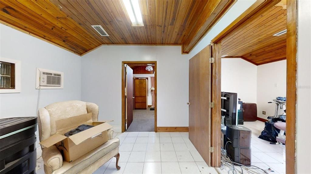 For Sale: $700,000 (0 beds, 0 baths, 3877 Square Feet)