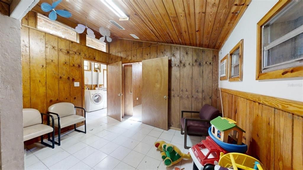 For Sale: $700,000 (0 beds, 0 baths, 3877 Square Feet)