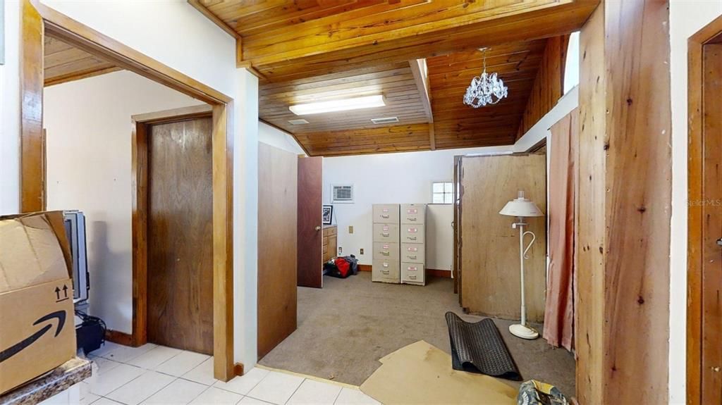 For Sale: $700,000 (0 beds, 0 baths, 3877 Square Feet)