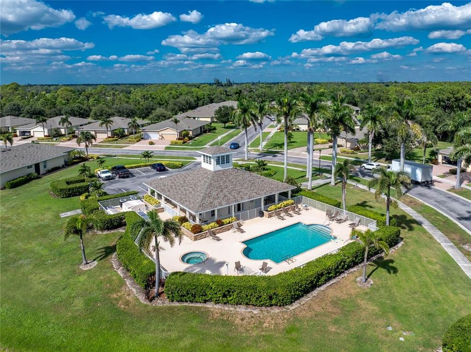 На продажу: $320,000 (2 спален, 2 ванн, 1501 Квадратных фут)