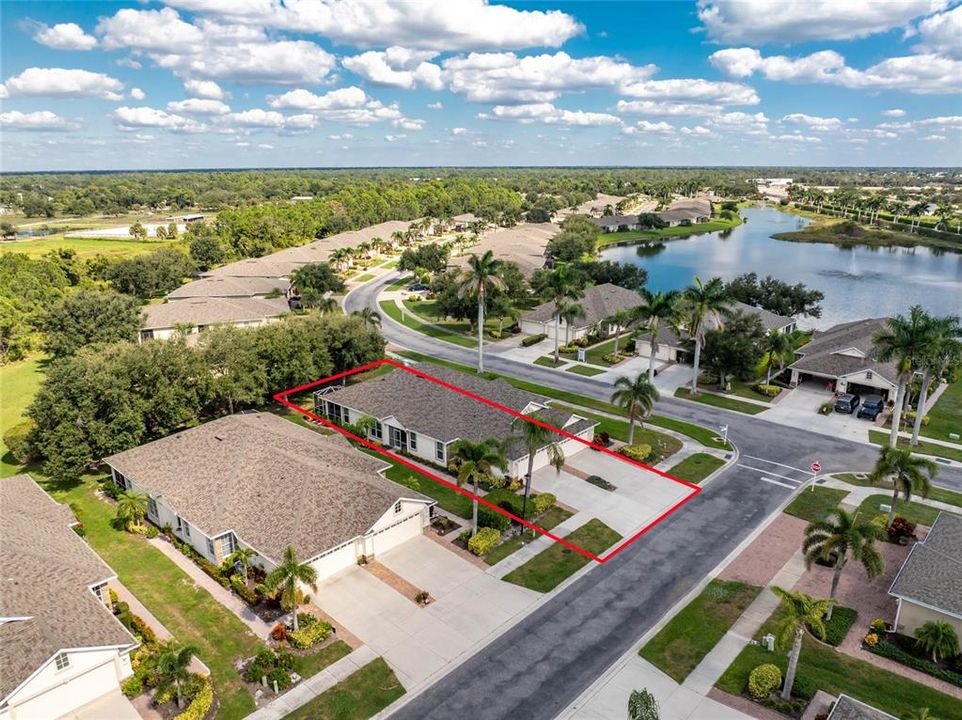 На продажу: $320,000 (2 спален, 2 ванн, 1501 Квадратных фут)